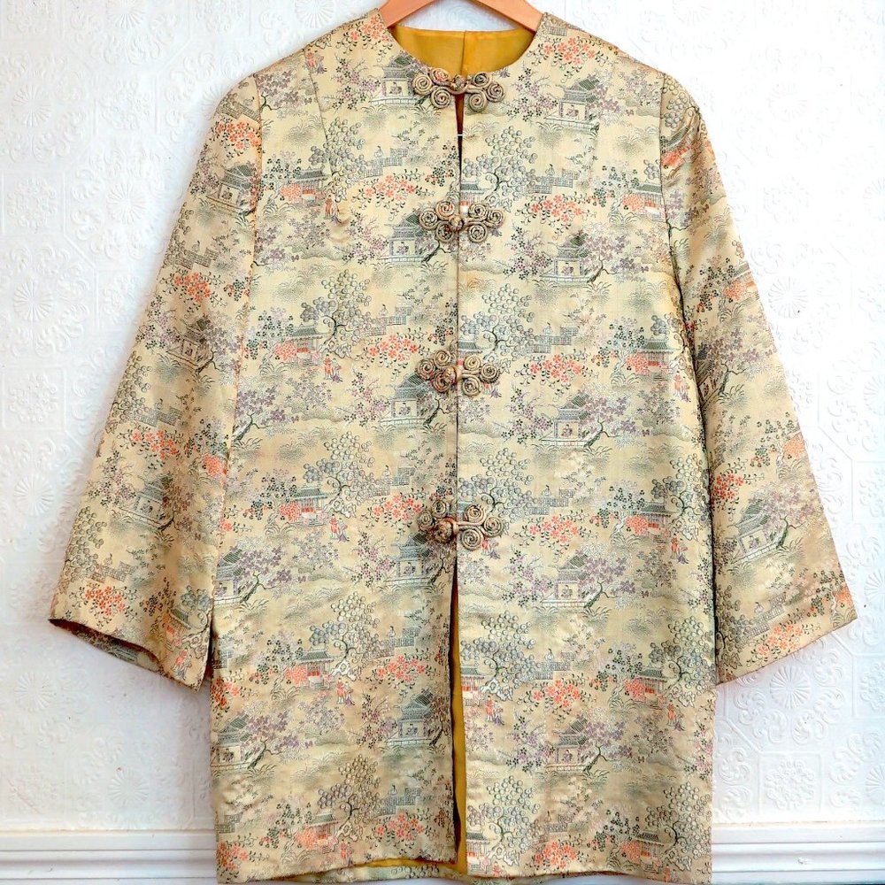 Champagne Gold Chinese Silk Robe - Picture 4 of 7